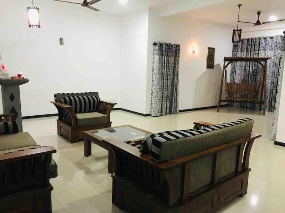 Akash Villa Talaramba エクステリア 写真