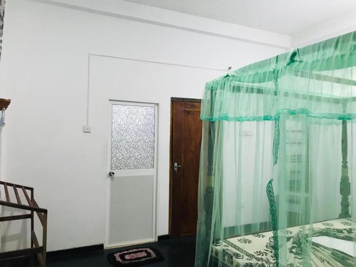 Akash Villa Talaramba エクステリア 写真